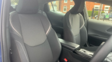 Toyota Prius 2.0 PHEV Design 5dr CVT Hatchback